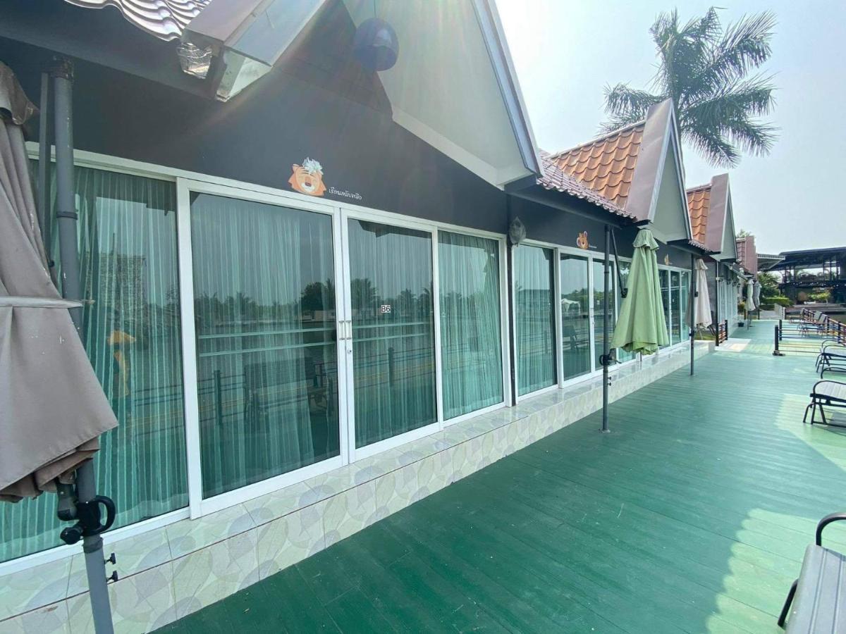 Feel Like Home แบบบ้านบ้าน Talat Amphoe Nakhon Chai Si Zewnętrze zdjęcie