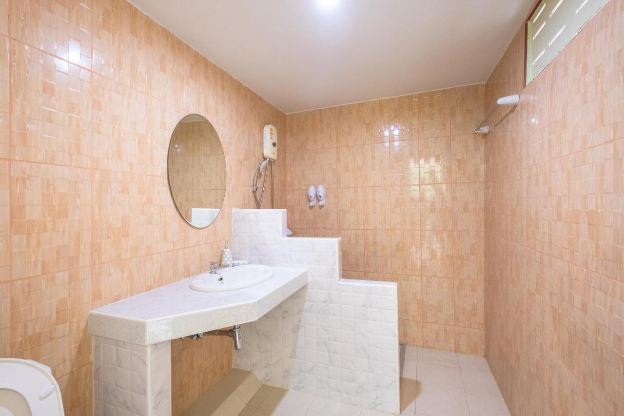 Feel Like Home แบบบ้านบ้าน Talat Amphoe Nakhon Chai Si Zewnętrze zdjęcie
